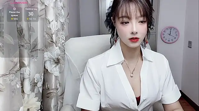 NINIbaby-99 online show from 11/13/25, 04:00