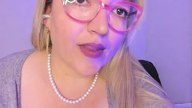 Naty Mature  online show from 11/01/25, 08:14