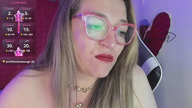 Snapshot of Naty_Mature_ chatting on 03/09/25, 03:22 Naty Mature online show from 03/09/25, 03:22
