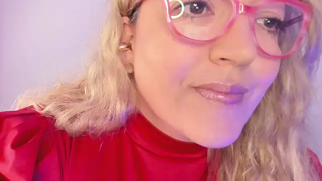 Naty Mature  online show from 10/31/25, 11:51