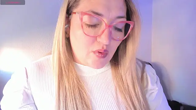 Naty Mature  online show from 03/31/26, 05:15