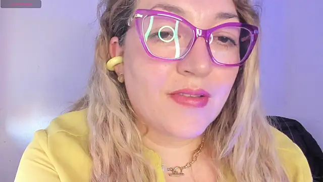 Snapshot of Naty_Mature_ chatting on 05/23/26, 07:02 Naty Mature online show from 05/23/26, 07:02