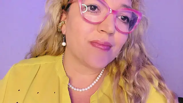 Naty Mature  online show from 10/25/25, 07:25