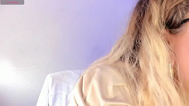 Snapshot of Naty_Mature_ chatting on 04/23/26, 05:25 Naty Mature online show from 04/23/26, 05:25