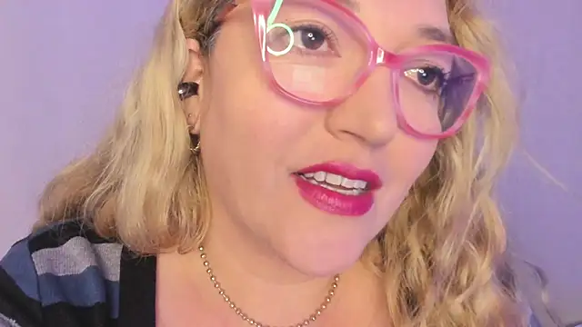 Naty Mature  online show from 11/28/25, 05:13