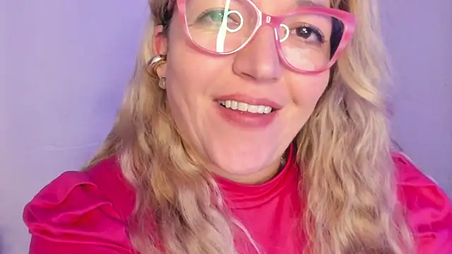 Naty Mature  online show from 12/15/25, 11:20