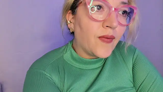 Naty Mature  online show from 12/19/25, 10:23