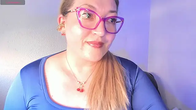 Snapshot of Naty_Mature_ chatting on 04/27/26, 04:38 Naty Mature online show from 04/27/26, 04:38