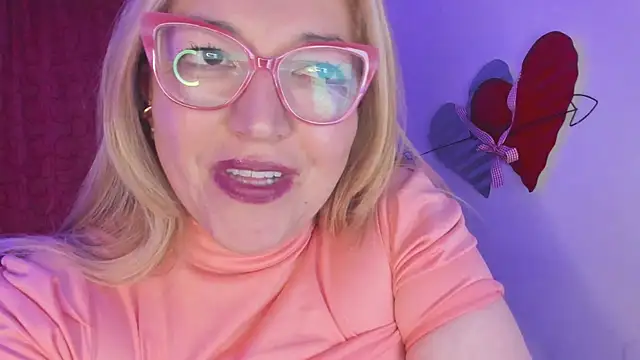 Snapshot of Naty_Mature_ chatting on 03/22/25, 05:39 Naty Mature online show from 03/22/25, 05:39