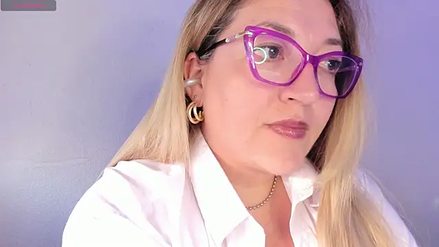 Snapshot of Naty_Mature_ chatting on 05/03/26, 06:22 Naty Mature online show from 05/03/26, 06:22