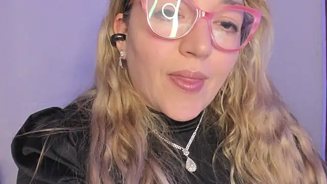 Naty Mature  online show from 12/21/25, 09:04