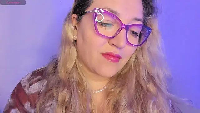 Naty Mature  online show from 02/04/26, 06:36