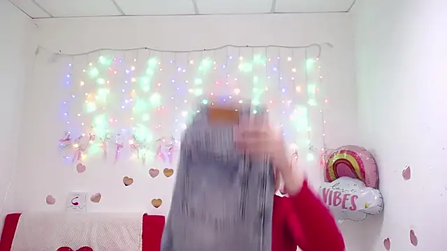 Snapshot of VasilisaSii chatting on 09/13/25, 05:07 VasilisaSii online show from 09/13/25, 05:07