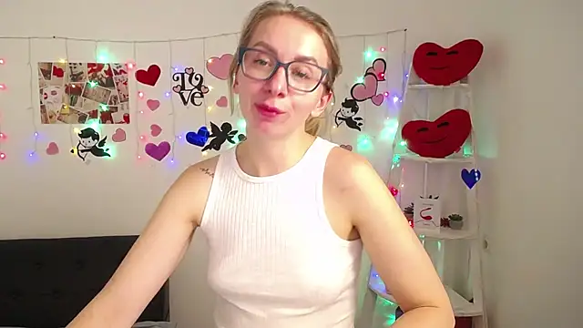 Snapshot of VasilisaSii chatting on 03/10/25, 09:12 VasilisaSii online show from 03/10/25, 09:12