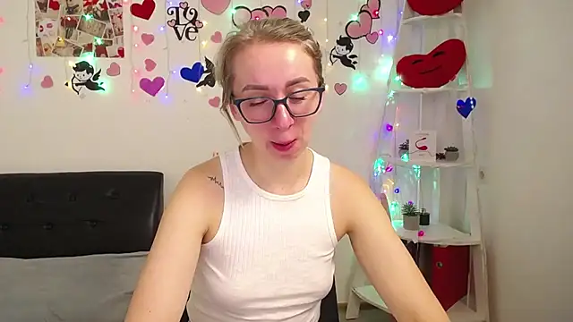 Snapshot of VasilisaSii chatting on 03/10/25, 06:05 VasilisaSii online show from 03/10/25, 06:05