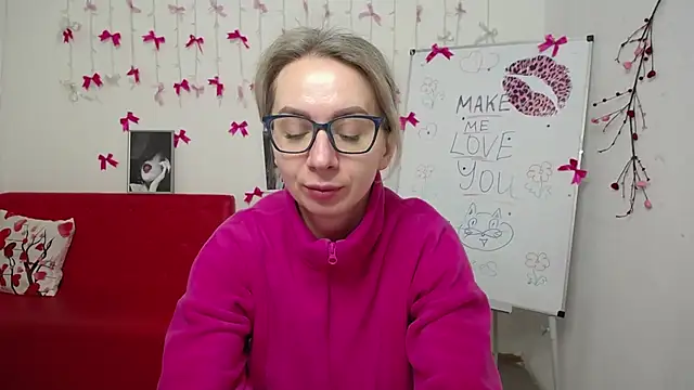 Snapshot of VasilisaSii chatting on 02/24/26, 06:25 VasilisaSii online show from 02/24/26, 06:25