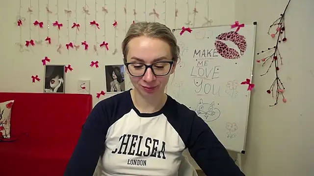 Snapshot of VasilisaSii chatting on 02/27/26, 06:13 VasilisaSii online show from 02/27/26, 06:13