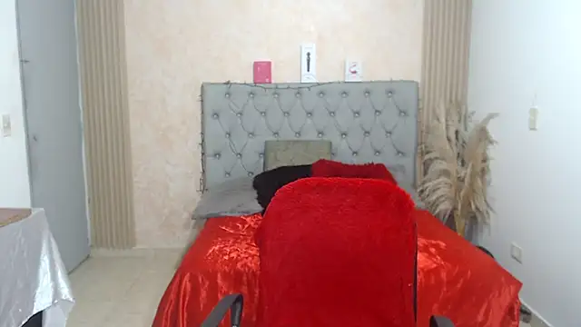 JESSYCHERNOBIL online show from 04/15/26, 11:38