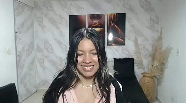Snapshot of JESSYCHERNOBIL chatting on 03/18/25, 05:44 JESSYCHERNOBIL online show from 03/18/25, 05:44