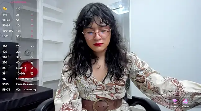 Elith Berry69 online show from 03/16/25, 08:54