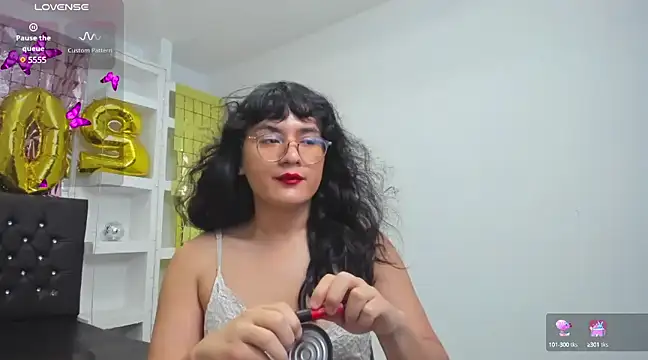 Elith Berry69 online show from 03/02/25, 09:41