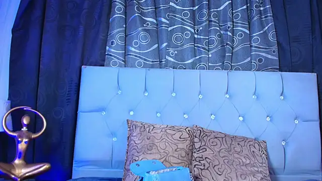 meggan 77 online show from 11/14/25, 04:27