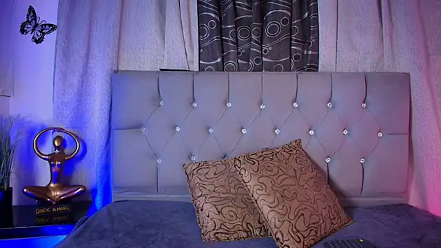 meggan 77 online show from 11/28/25, 03:28