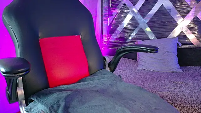 meggan 77 online show from 04/05/26, 04:35