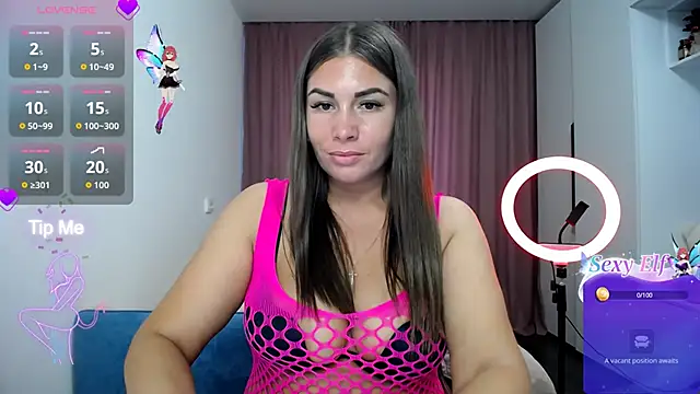 LinaSparks online show from 05/17/26, 02:28