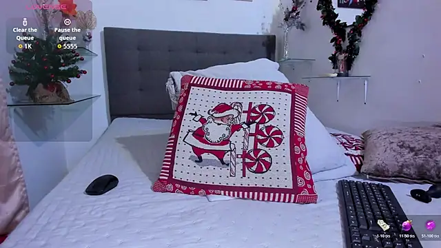 atenea 21  online show from 11/18/25, 08:34