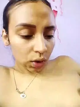 Snapshot of emma_ambar chatting on 02/19/25, 03:50 emma ambar online show from 02/19/25, 03:50