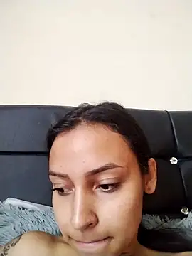 Snapshot of emma_ambar chatting on 10/08/25, 05:02 emma ambar online show from 10/08/25, 05:02