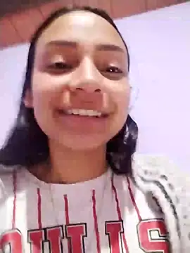 Snapshot of emma_ambar chatting on 01/21/25, 12:25 emma ambar online show from 01/21/25, 12:25