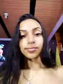 Snapshot of emma_ambar chatting on 03/13/25, 04:05 emma ambar online show from 03/13/25, 04:05