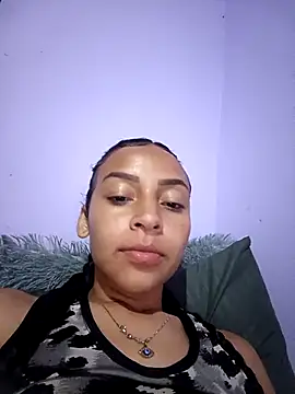 Snapshot of emma_ambar chatting on 03/12/25, 04:19 emma ambar online show from 03/12/25, 04:19