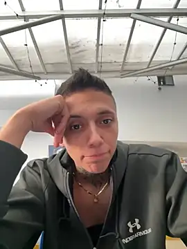 Snapshot of _PhillipBrown chatting on 02/02/25, 01:19 PhillipBrown online show from 02/02/25, 01:19