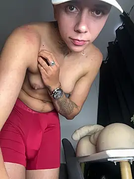 Snapshot of _PhillipBrown chatting on 02/14/26, 01:00 PhillipBrown online show from 02/14/26, 01:00