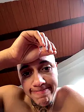 Snapshot of _PhillipBrown chatting on 09/18/25, 08:45 PhillipBrown online show from 09/18/25, 08:45