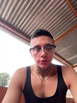 Snapshot of _PhillipBrown chatting on 03/14/25, 03:47 PhillipBrown online show from 03/14/25, 03:47