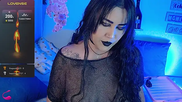 Snapshot of Any_ducan chatting on 10/21/25, 03:17 Any ducan online show from 10/21/25, 03:17