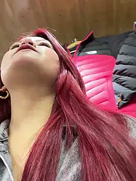lia moon77 online show from 02/03/25, 10:43