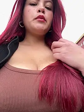 lia moon77 online show from 02/05/25, 07:31