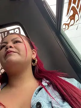 lia moon77 online show from 12/15/25, 07:41