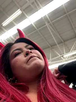 lia moon77 online show from 10/31/25, 04:25