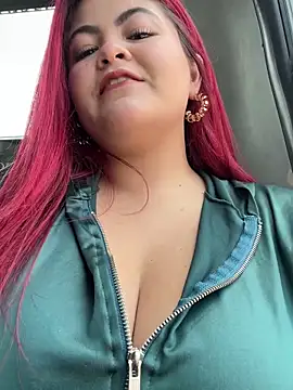 lia moon77 online show from 09/24/25, 07:42