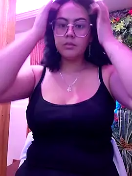 lara moon25 online show from 11/07/25, 09:08