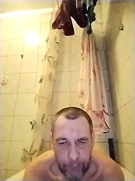 Andrzej-M online show from 02/25/26, 09:58