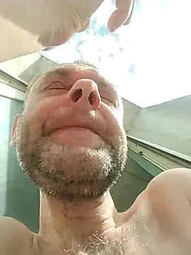 Andrzej-M online show from 04/19/26, 12:06