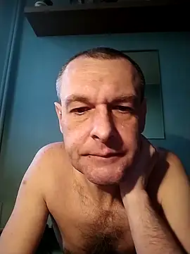 Andrzej-M online show from 04/11/26, 05:27