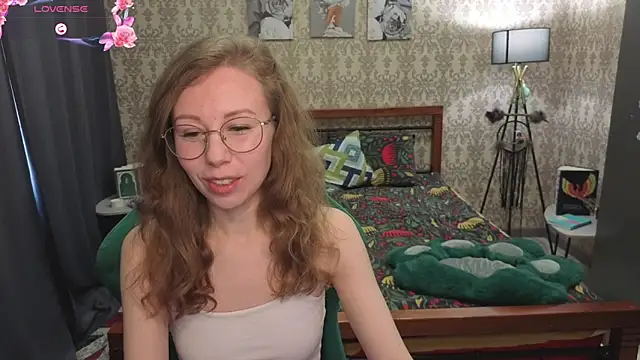 Lill Mary online show from 03/01/26, 03:28